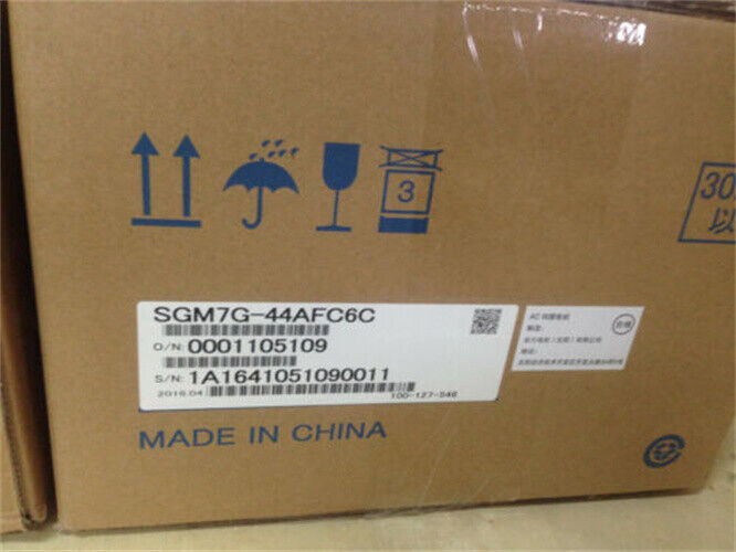 1PC New Yaskawa SGM7G-44AFC6C Servo Motor Expedited Shipping SGM7G44AFC6C