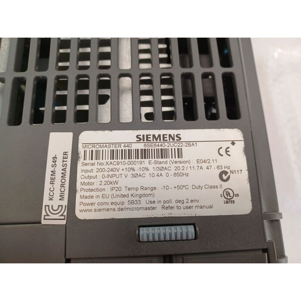 New Siemens 6SE6440-2UC22-2BA1 6SE64402UC222BA1 MICROMASTER440 without filter