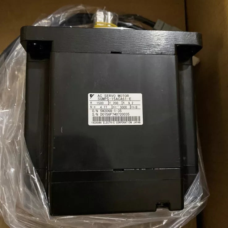 1PC New Yaskawa SGMPS-15ACA61-E Servo Motor Expedited Shipping