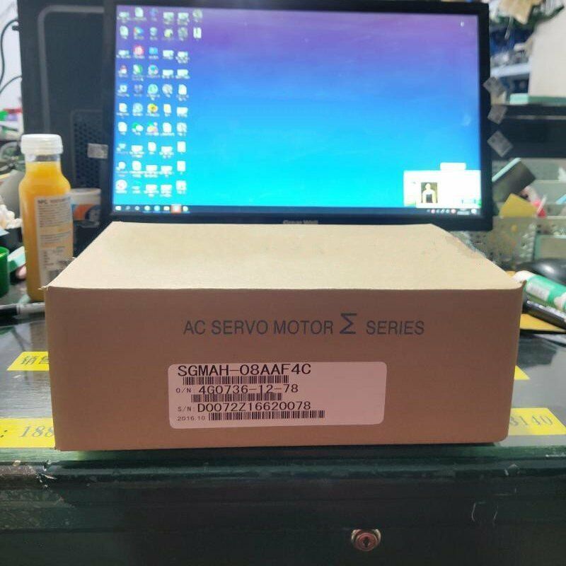 1PC New Yaskawa SGMAH-08AAF4C Servo Motor Expedited Shipping SGMAH08AAF4C