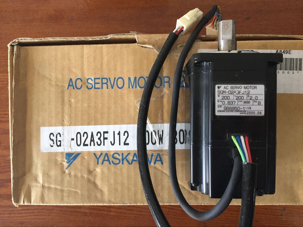 1PC New Yaskawa SGM-02A3FJ12 Servo Motor Expedited Shipping SGM02A3FJ12