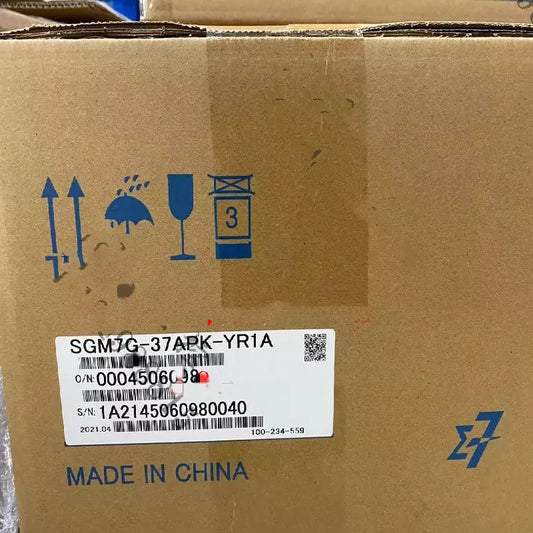 1PC New Yaskawa SGM7G-37APK-YR1A Servo Motor Expedited Shipping