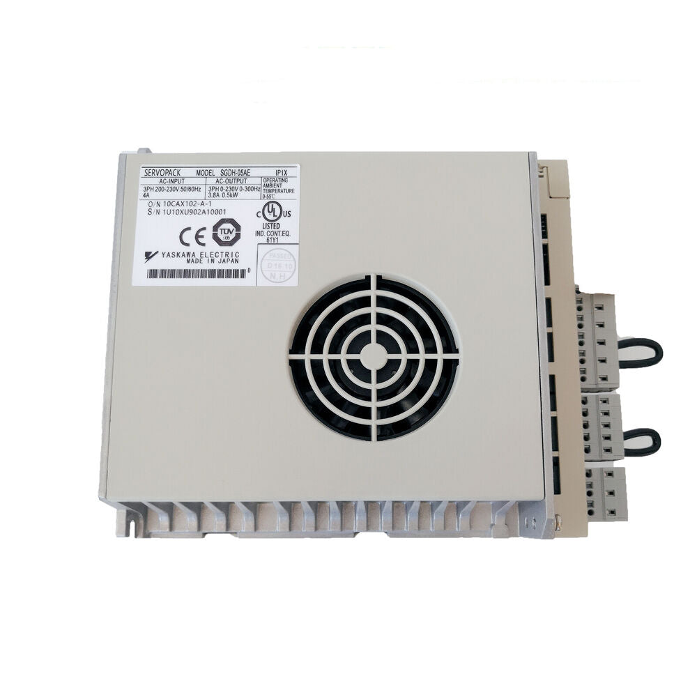 1PC New Yaskawa SGDH-05AE Servo Driver Expedited Shipping