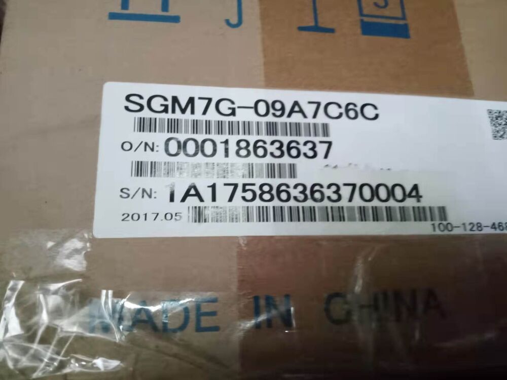 1PC New Yaskawa SGM7G-09A7C6C Servo Motor Expedited Shipping SGM7G09A7C6C