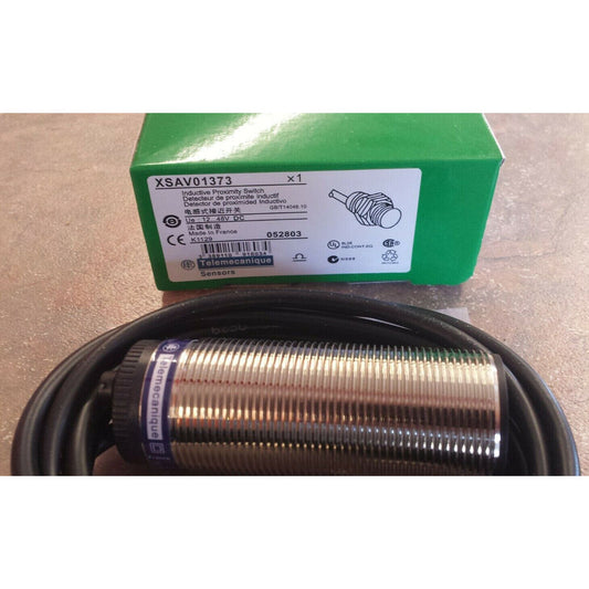 1PC New Schneider XSAV01373 Inductive Proximity Sensor Free Shipping DHL / UPS / FedEX