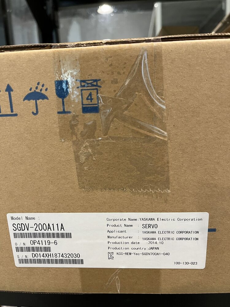 1PC New Yaskawa SGDV-200A11A Servo Driver Expedited Shipping