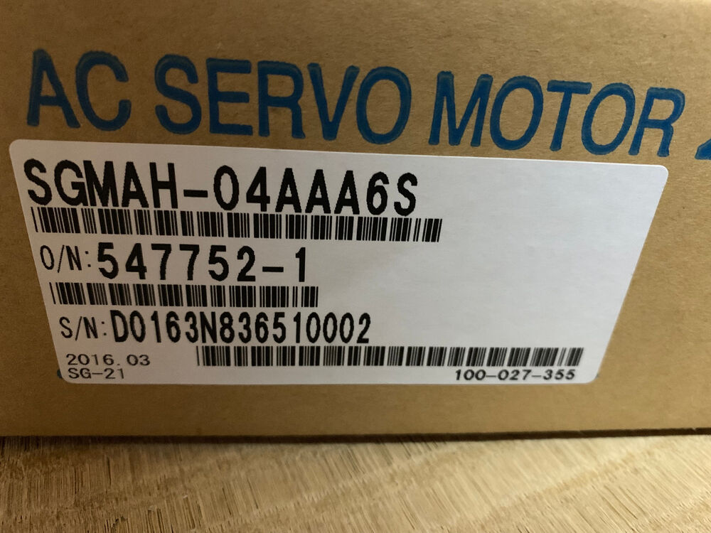 1PC New Yaskawa SGMAH-04AAA6S Servo Motor Expedited Shipping SGMAH04AAA6S