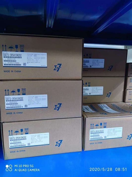1PC New Yaskawa SGD7S-5R5A10A202 Servo Drive SGD7S5R5A10A202 Expedited Shipping DHL / UPS / FedEx