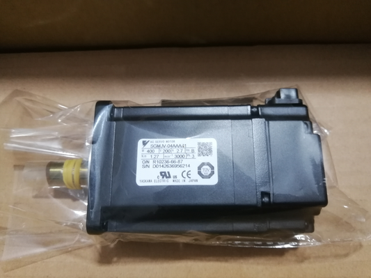 1PC New Yaskawa SGMJV-04AAA41 Servo Motor Expedited Shipping SGMJV04AAA41