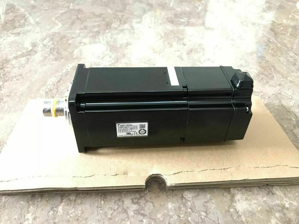 1PC New Yaskawa SGMAV-10A3A2C Servo Motor Expedited Shipping SGMAV10A3A2C