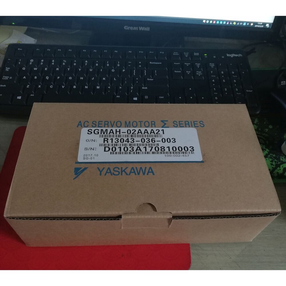 1PC New Yaskawa SGMAH-02AAA21 Servo Motor Expedited Shipping SGMAH02AAA21