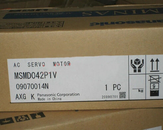 1PC New In Box Panasonic MSMD042P1V Servo Motor Expedited Shipping