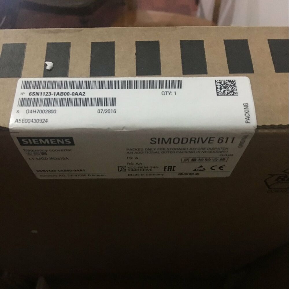 Siemens 6SN1123-1AB00-0AA2 Servo Drive New In Box Expedited Shipping DHL / UPS / FedEx