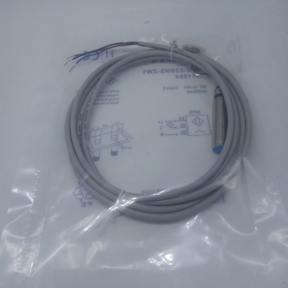 1PC New Sick IIM12-02BNS-ZW1 Proximity Switch IM1202BNSZW1 DHL / UPS / FedEx