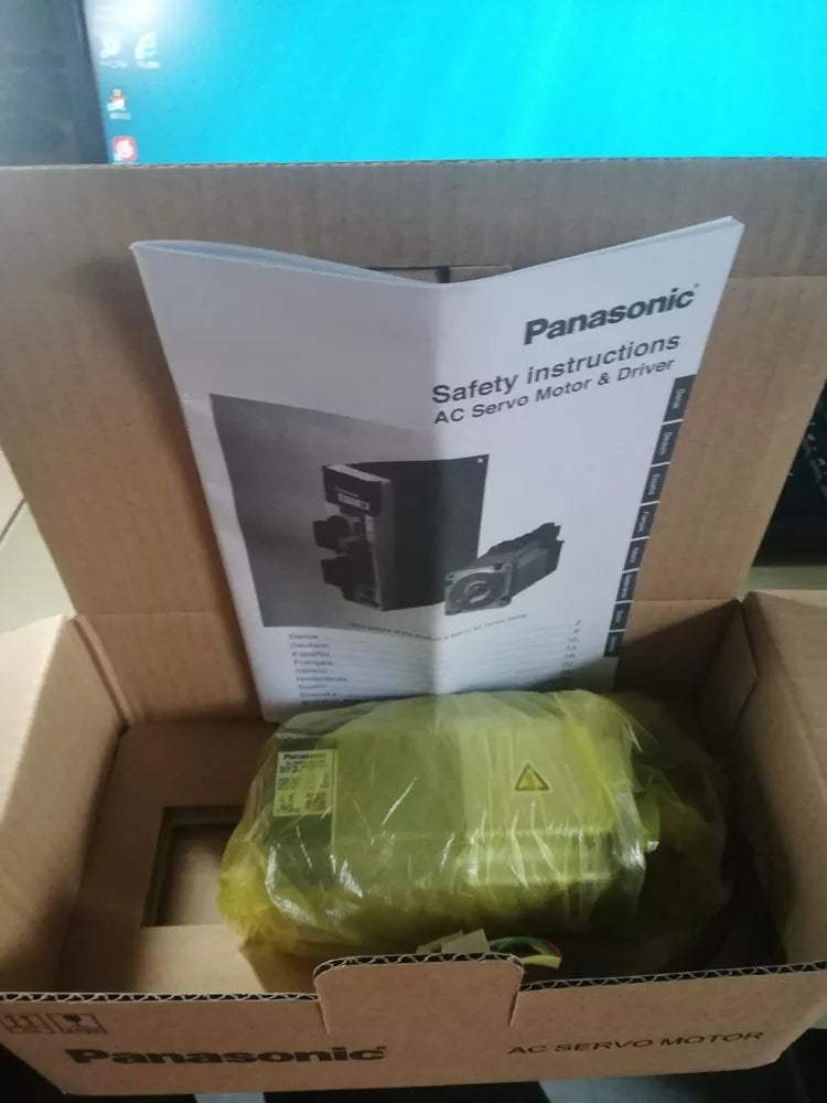 1PC New In Box Panasonic MSMD022P1V Servo Motor Expedited Shipping