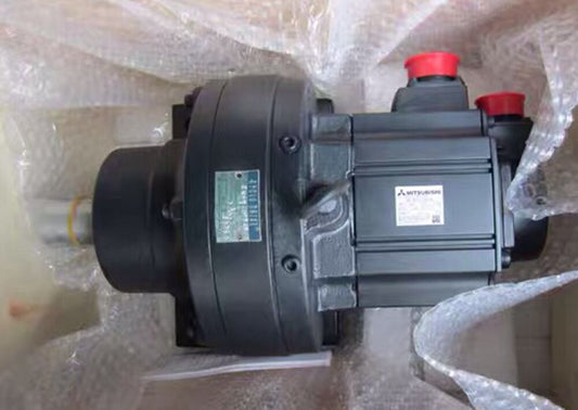 NEW MITSUBISHI Servo Motor HC-SFS102BG1H UPS / DHL / Fedex