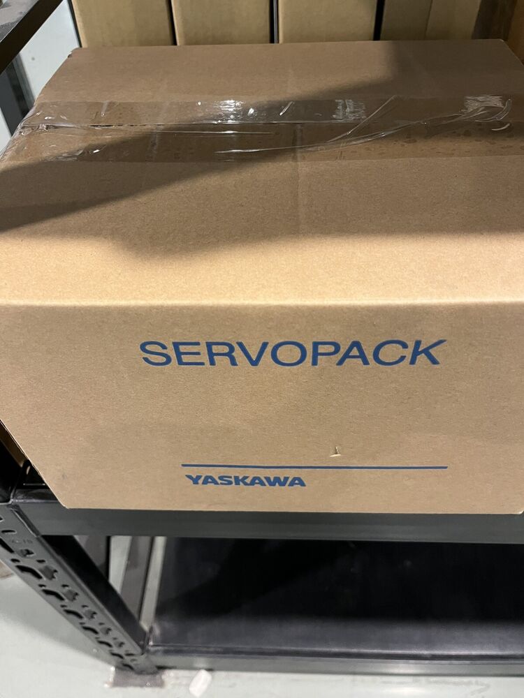 1PC New Yaskawa SGDV-200A11A Servo Driver Expedited Shipping