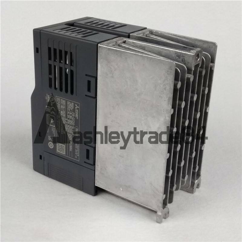 New One Mitsubishi FR-D720-0.75K Inverter 0.75KW 220V UPS / DHL / FedEx