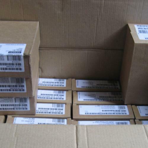1PC SIEMENS 6ES7313-5BE00-0AB0 New In Box 6ES73135BE000AB0 Expedited Shipping DHL / UPS / FedEx