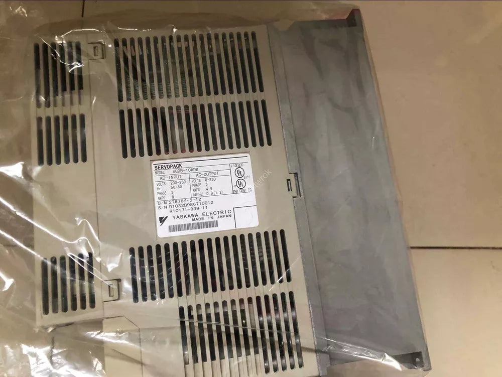 1PC New Yaskawa SGDB-10ADB Servo Driver Expedited Shipping