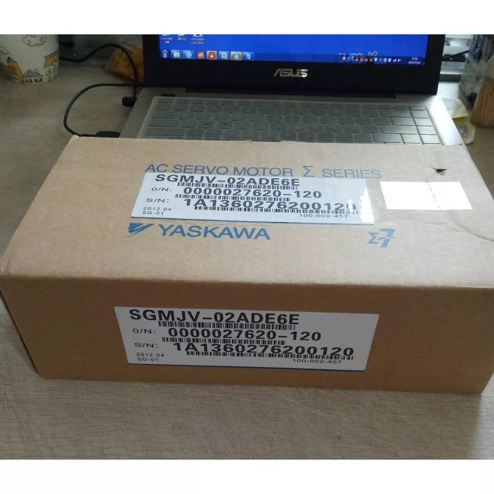 1PC New Yaskawa SGMJV-02ADE6E Servo Motor Expedited Shipping SGMJV02ADE6E