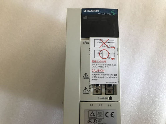 1PC Mitsubishi MR-J2S-40CL Servo Drive New In Box MRJ2S40CL Expedited Shipping DHL / UPS / FedEx