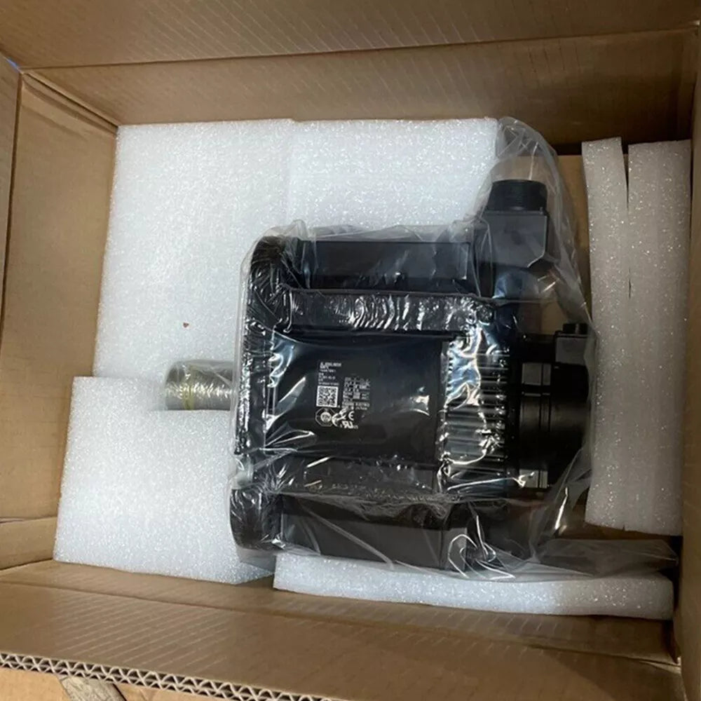 1PC New Yaskawa SGM7G-44A7D61 Servo Motor Expedited Shipping SGM7G44A7D61