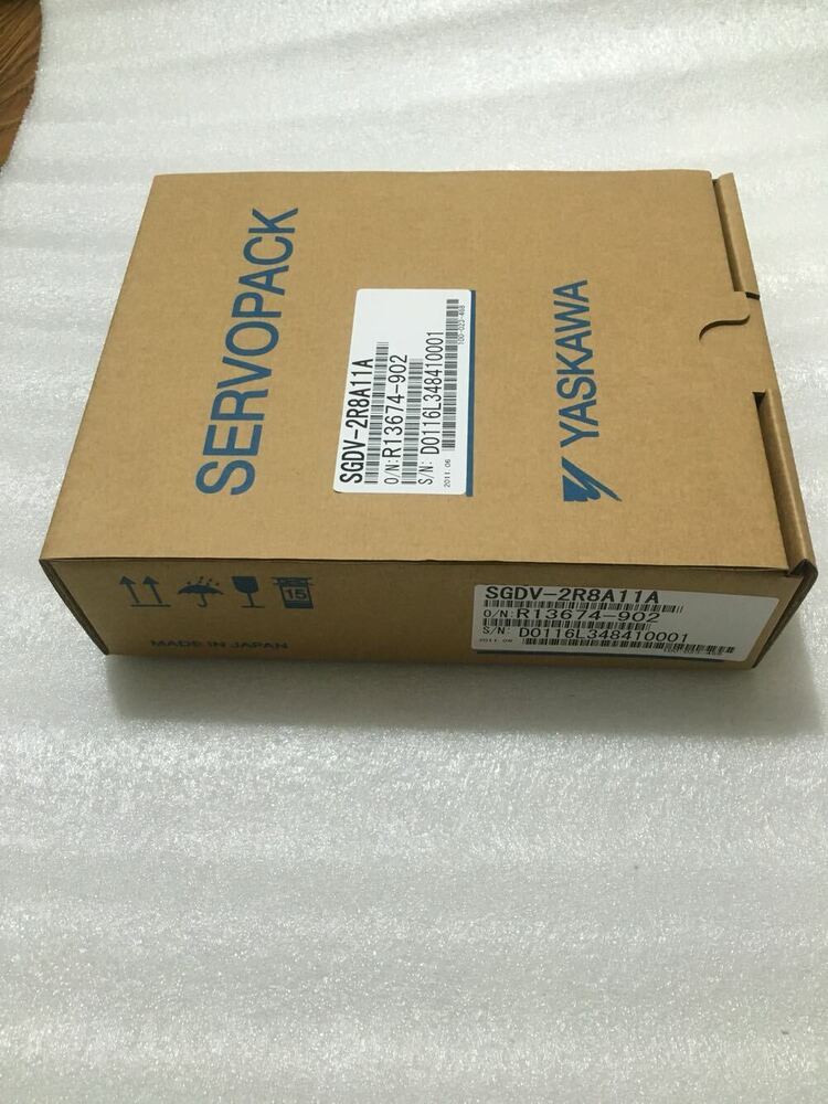 1PC New In Box Yaskawa SGDV-2R8A11A Servo Drives Expedited Shipping