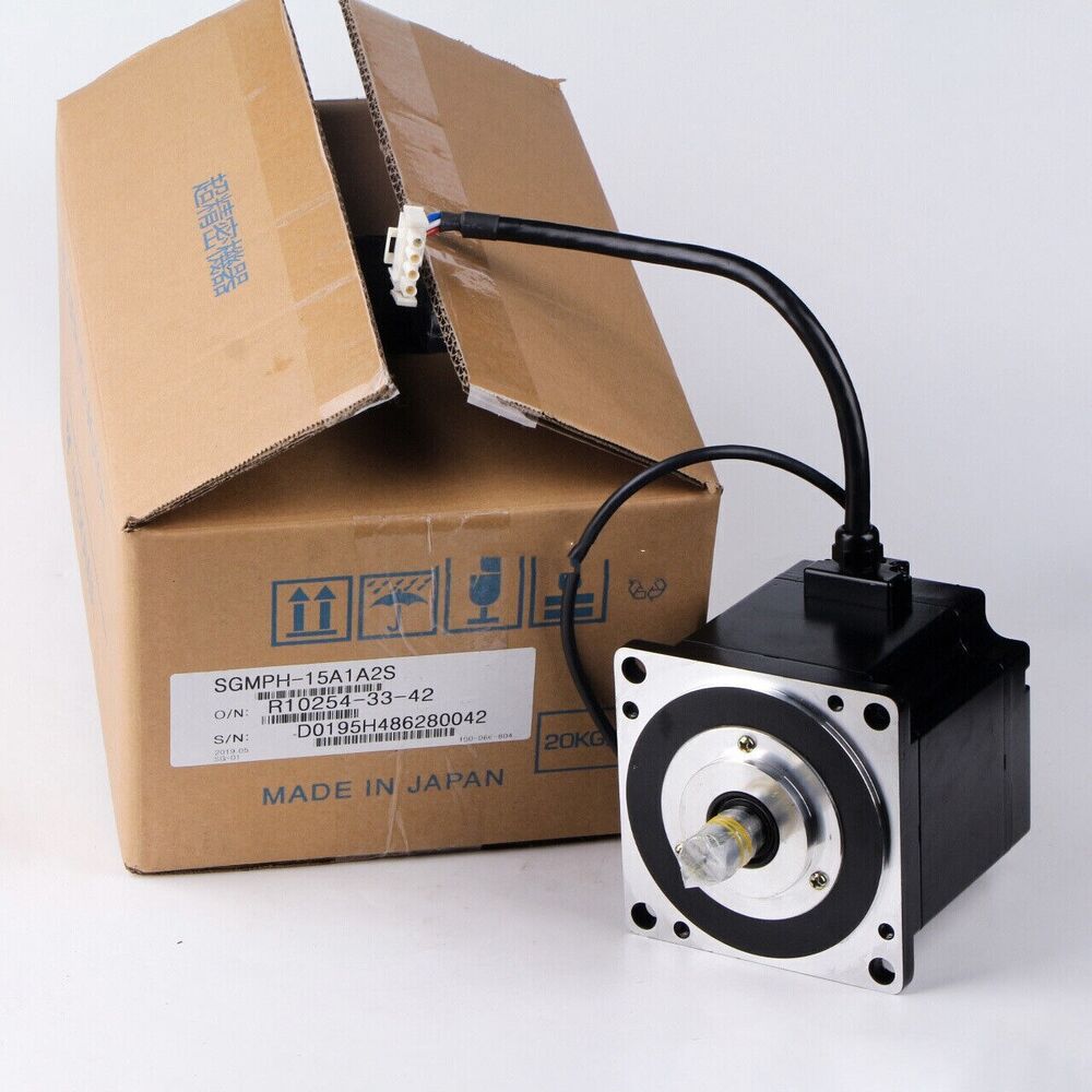 1PC New Yaskawa SGMPH-15A1A2S Servo Motor Expedited Shipping SGMPH15A1A2S