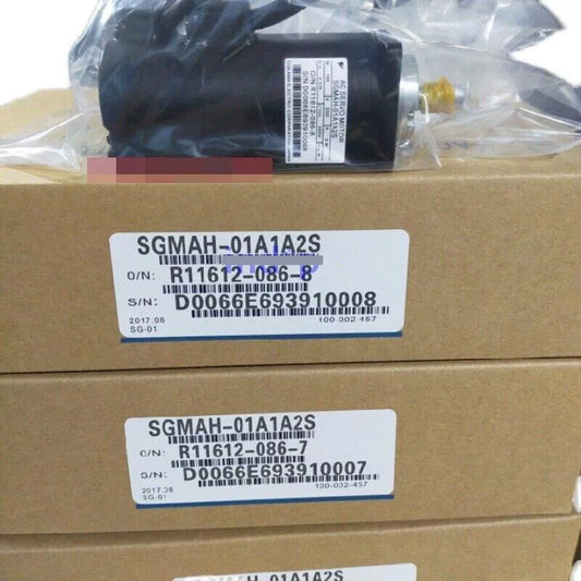 1PC New Yaskawa SGMAH-01A1A2S Servo Motor Expedited Shipping