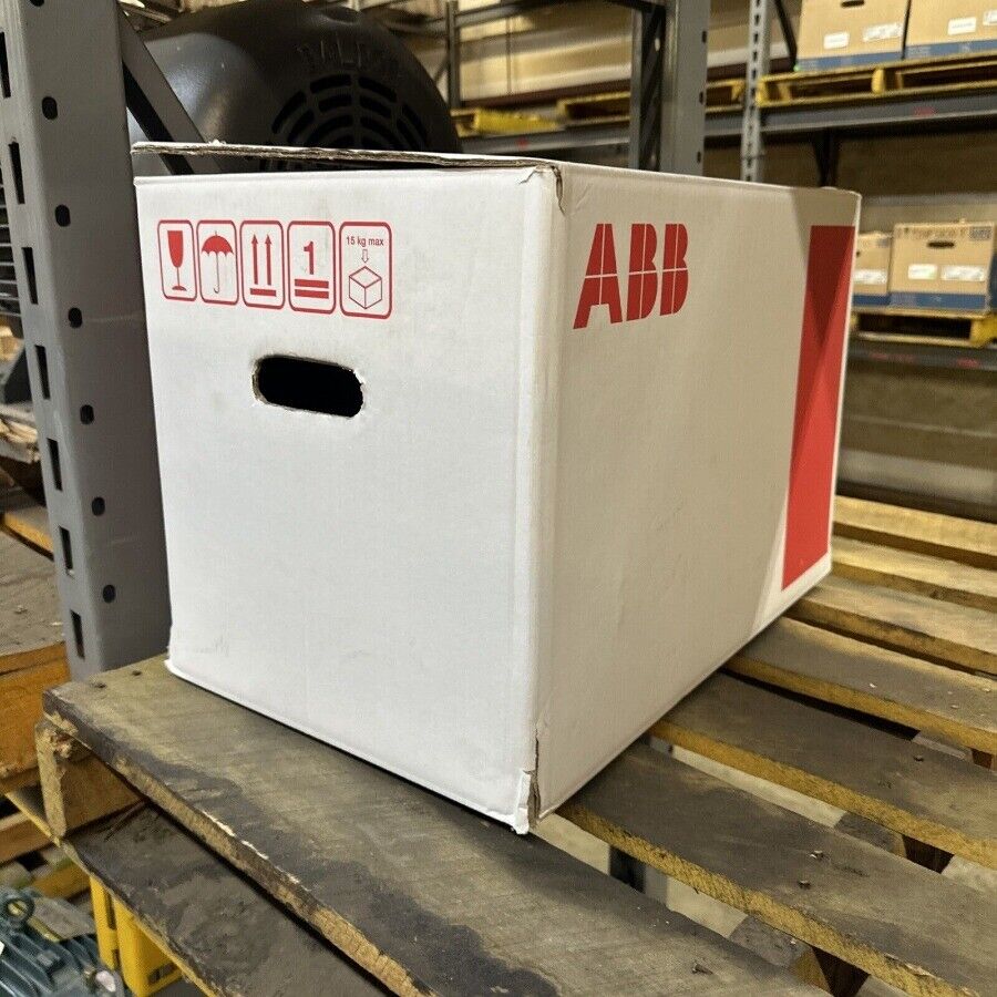 ABB PSTX250-600-70 Soft Start PSTX250-600-70 New in Box Fast Shipping 1pcs