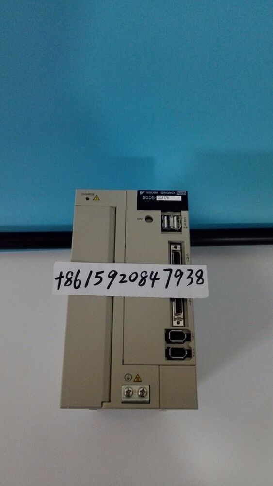 1PC NEW ORIGINAL YASKAWA AC SERVO DRIVER SGDS-30A12A SGDS30A12A FREE SHIPPING DHL / UPS / FedEx