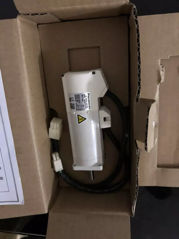 1PC New In Box Panasonic MSMA012C1N Servo Motor Expedited Shipping