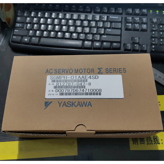 1PC New Yaskawa SGMPH-01AAE4SD Servo Motor Expedited Shipping SGMPH01AAE4SD