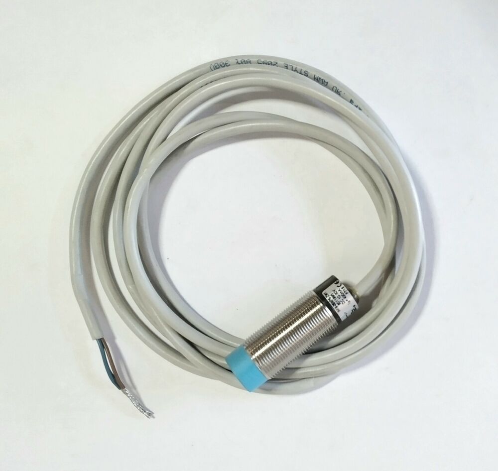 1PC New Sick IM18-08NPS-ZW1 Proximity Switch IM1808NPSZW1 DHL / UPS / FedEx