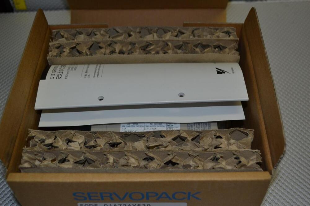 1PC New In Box Yaskawa SGDR-SDA710A01BY32 Servo Drives Expedited Shipping