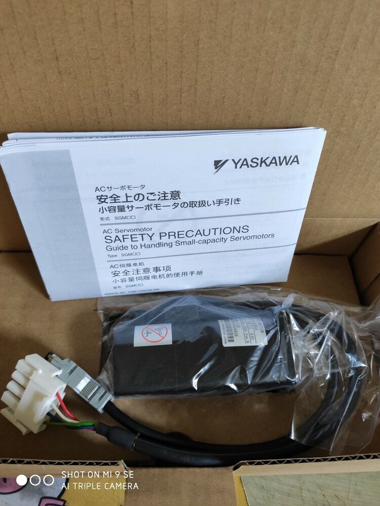 1PC New Yaskawa SGMAH-01A1F41 Servo Motor Expedited Shipping SGMAH01A1F41