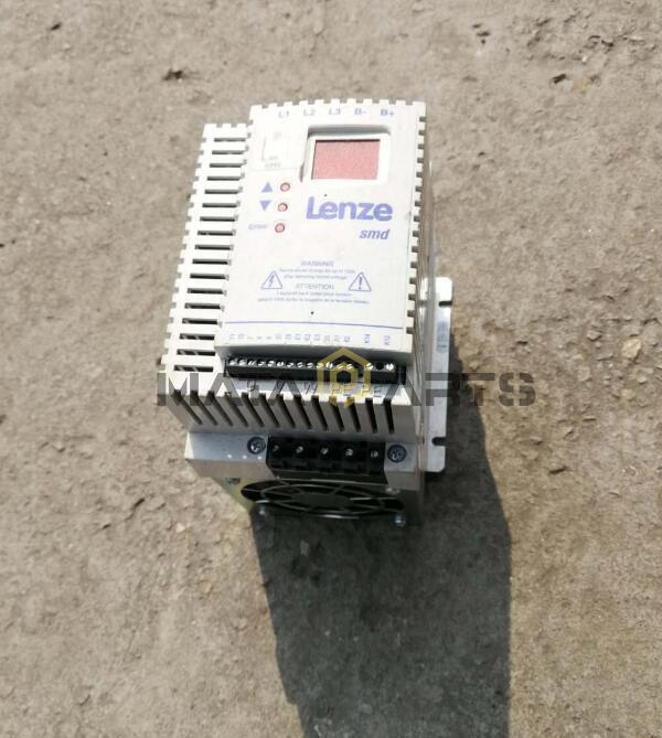 ONE Used LENZE inverter ESMD552L4TXA 5.5KW 380V