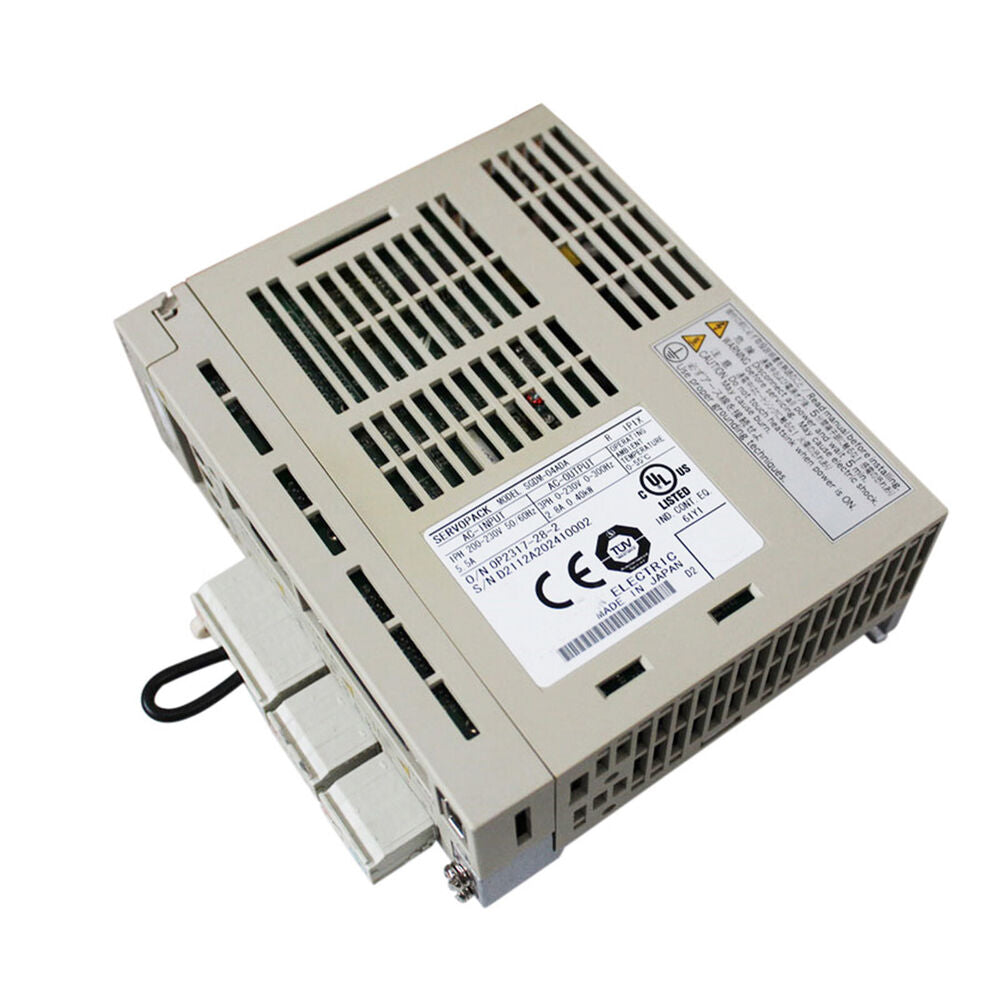1PC New Yaskawa SGDM-04ADA Servo Drive Fast Ship SGDM04ADA