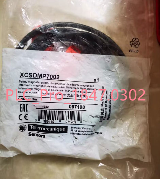 1PCS New Schneider XCSDMP7002 Safety Magnetic Switch Fast delivery