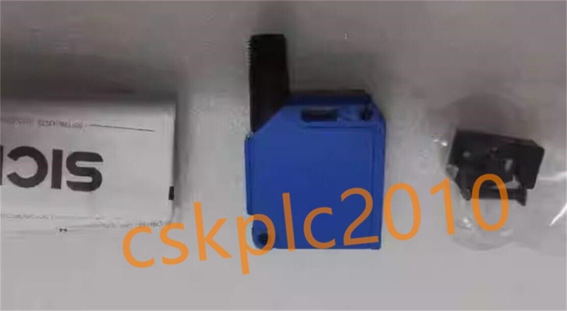 1 PCS NEW IN BOX SICK Sensors WL12G-3O2431 1041457