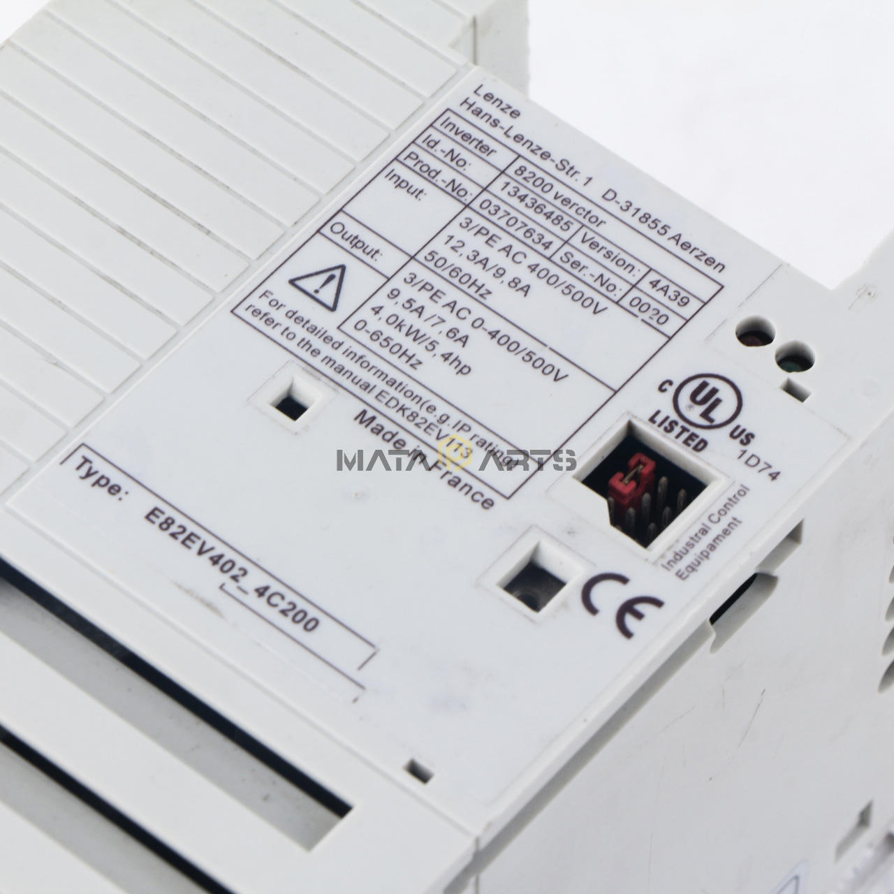ONE USED LENZE E82EV402-4C200 E82EV402K4C200 E82EV402＿4C200