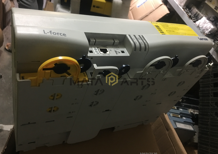1PCS lenze servo drive E94ASHE0134 New