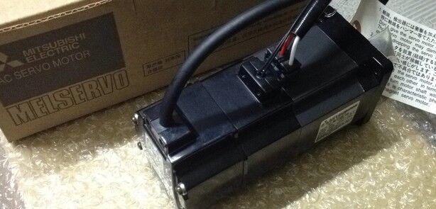 NEW&ORIGINAL MITSUBISHI AC SERVO MOTOR HC-MF23BK-UE HCMF23BKUE FREE SHIPPING DHL / UPS / FedEx