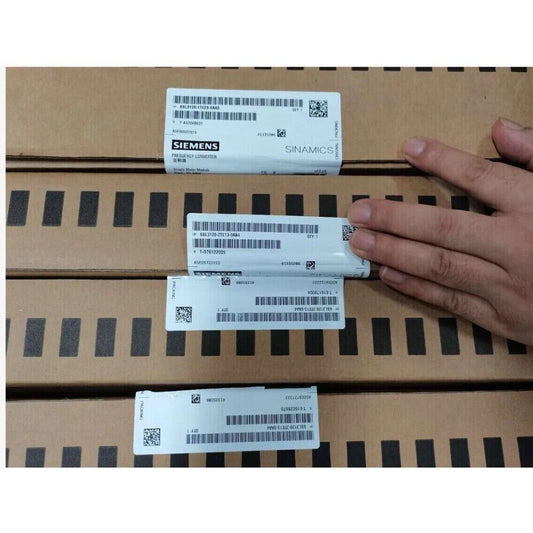 New Siemens SINAMICS S120 Double Motor 6SL3120-2TE13-0AA4 6SL3 120-2TE13-0AA4