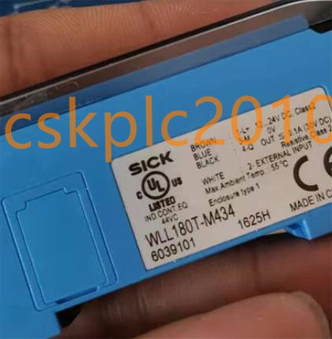 1 PCS NEW IN BOX SICK Fiber optic sensor 6039101 WLL180T-M434