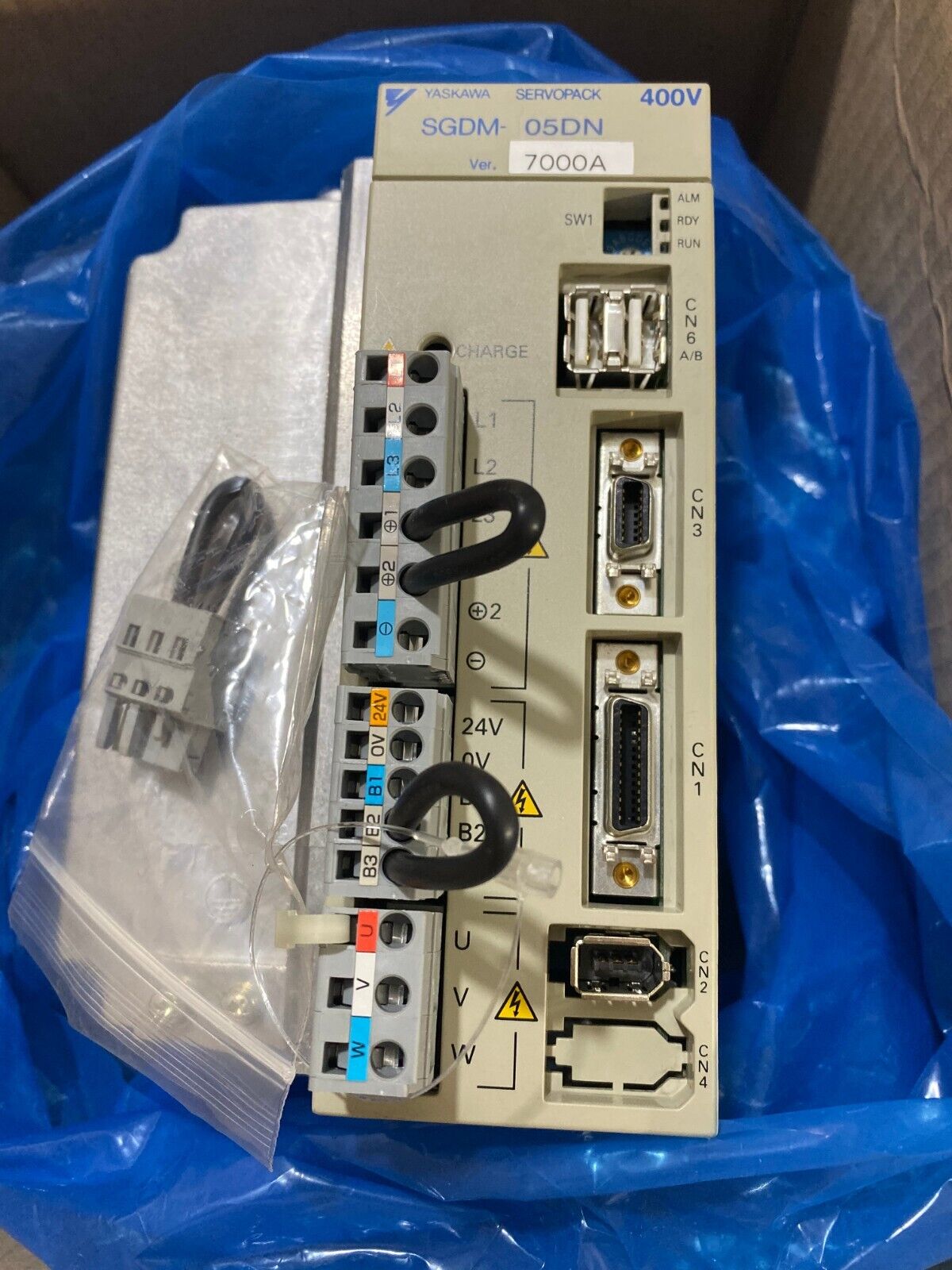 1PC NEW YASKAWA SGDM-05DN AC SERVO DRIVER SGDM05DN EXPEDITED SHIPPING DHL / UPS / FedEx