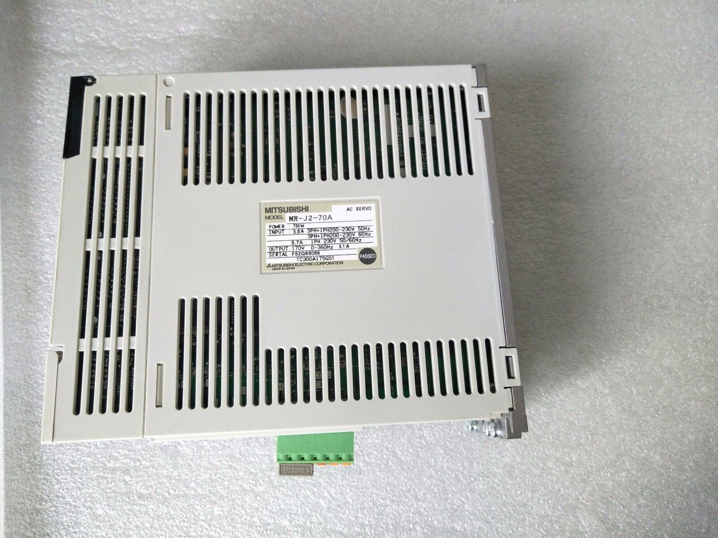 NEW ORIGINAL MITSUBISHI AC SERVO DRIVER MR-J2-70A MRJ270A FREE SHIPPING DHL / UPS / FedEX