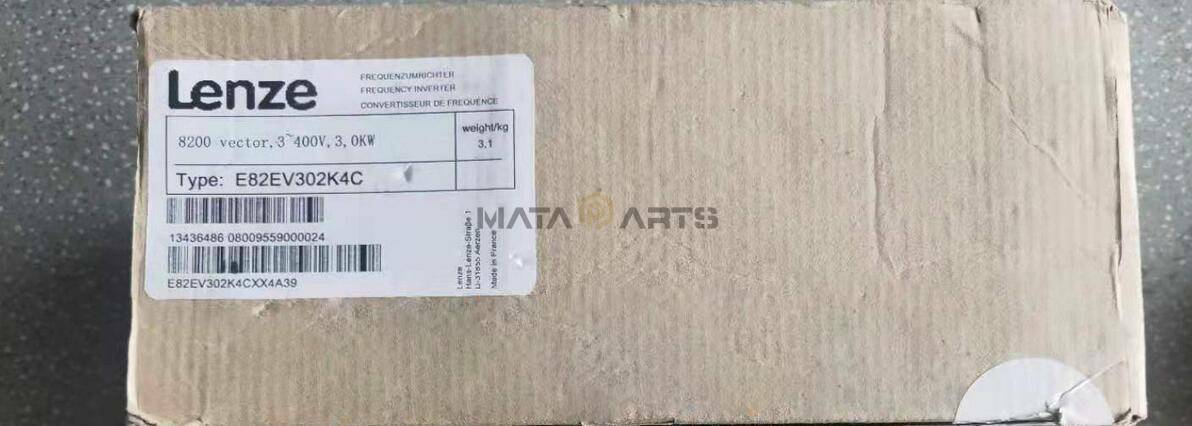 1PCS Lenze INVERTER E82EV302K4C 3.0KW E82EV302_4C E82EV302K-4C New In Box