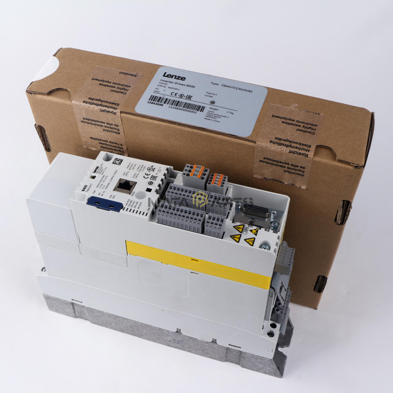 ONE NEW LENZE Inverter E84AVTCE3024VBS